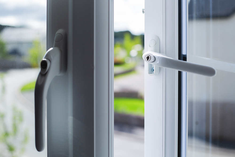 window and door handles repairs and replaced in Southport, Ormskirk, Liverpool, Chester, Manchester, Bolton, Blackburn, Preston, Lancaster and all surrounding areas in the Northwest..jpg
