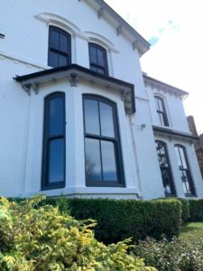Dual colour sash windows North West